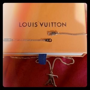 Louis vuitton upside down corie necklace